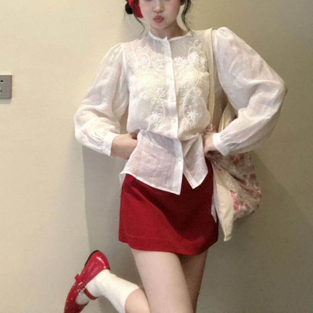 Women's Round Neck Embroidered Long Sleeve Shirt Slim Top